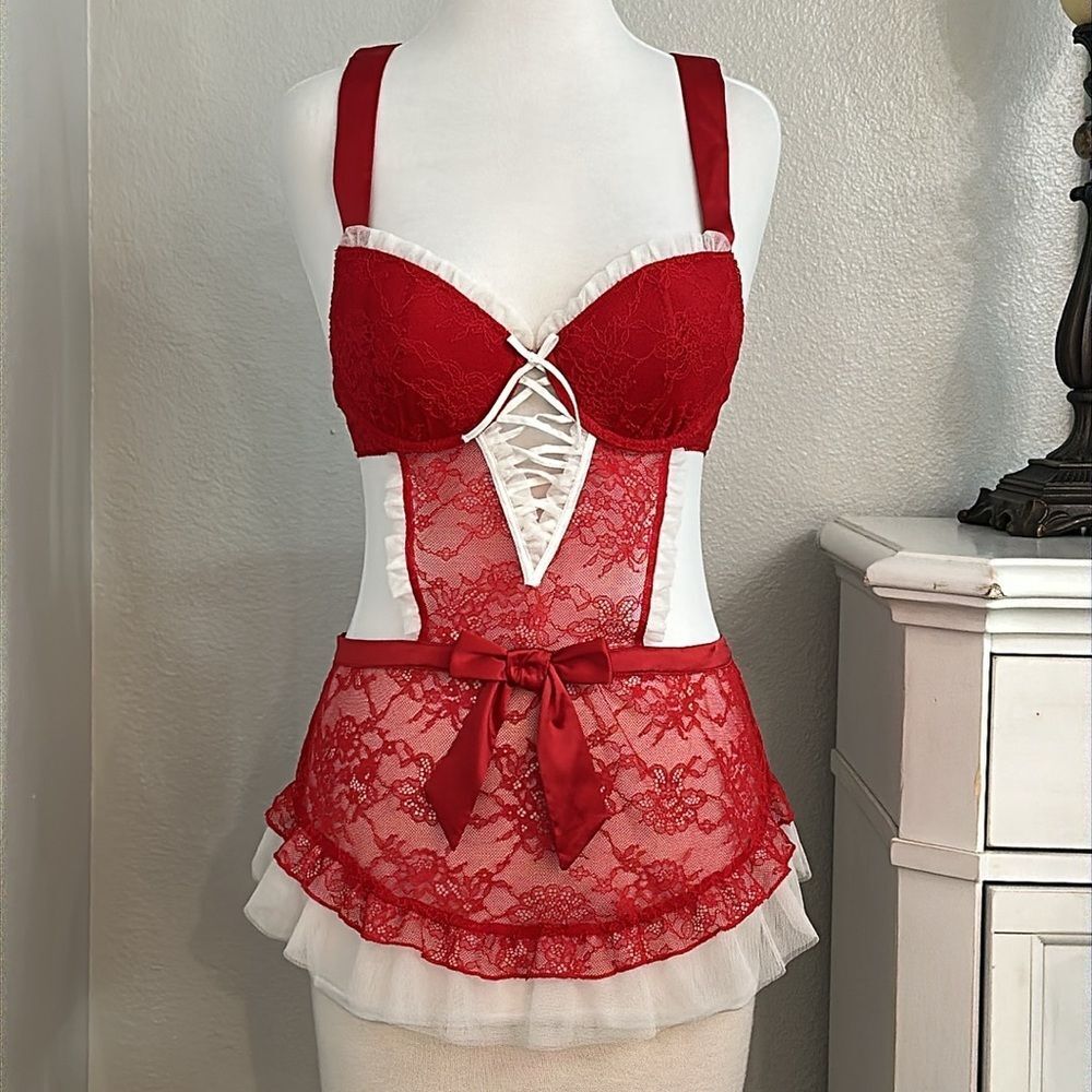 Victoria’s Secret Red And White Apron Slip Size Medium